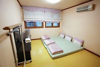 Namsan Gil Hotel Seoul Exterior photo